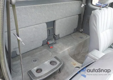 2000 Toyota Tacoma Xtracab from USA, damaged, VIN 4TAVL52N6YZ656726